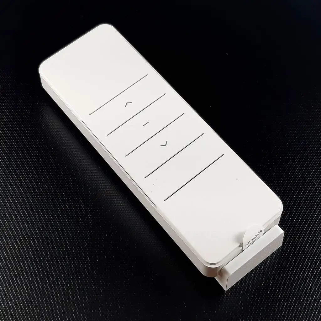 Controle persiana motorizada