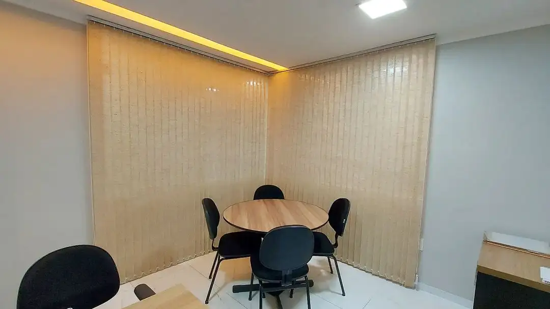 Persiana vertical nápoles marrom L 1,30 x 1,70 A